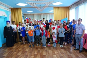 Вручение волонтёрских книжек