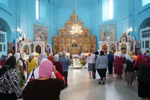 Празднование Воздвижения Креста Господня