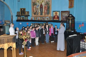 Учащиеся Сачковичской СОШ посетили храм Покрова Пресвятой Богородицы
