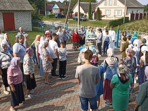 Молебен для школьников, студентов и учителей
