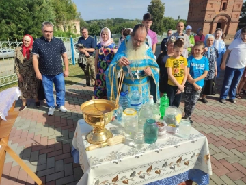 Молебное пение перед началом учения