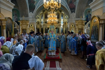 Архиерейское Богослужение в храме г. Новозыбкова Архиерейское Богослужение в храме г. Новозыбкова