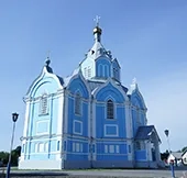 Настоятель храма принял поздравление от прихожан