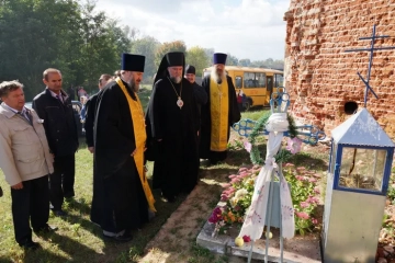 Климовское благочиние. Молебен и воскресник в Каменском Успенском монастыре Климовское благочиние. Молебен и воскресник в Каменском Успенском монастыре