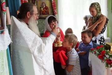 Освящение плодов в селе Лобановка Климовского района Освящение плодов в селе Лобановка Климовского района