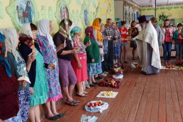 Климовское благочиние. Освящение плодов в селе Истопки