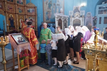Празднование в честь Святых Жен-мироносиц