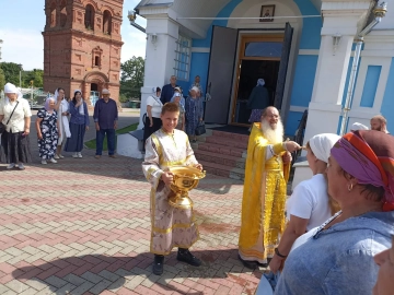 ДЕНЬ СВЯТЫХ ПЕРВОВЕРХОВНЫХ АПОСТОЛОВ ПЕТРА И ПАВЛА