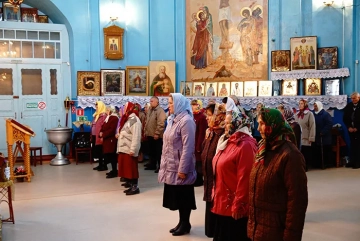 Празднование в честь Всемирного Воздвижения Креста Господня Празднование в честь Всемирного Воздвижения Креста Господня