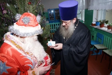 Рождественский концерт в Лобановской школе Рождественский концерт в Лобановской школе