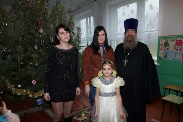 Рождественский концерт в Лобановской школе Рождественский концерт в Лобановской школе