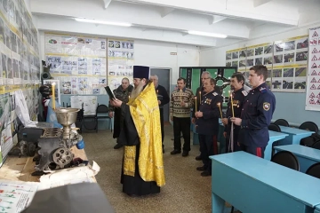 Освящение здания автошколы в поселке Климово Освящение здания автошколы в поселке Климово