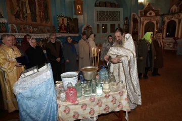 Празднование Собора Архистратига Божия Михаила и прочих Небесных Сил безплотных