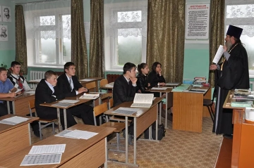 Урок церковно-славянского языка в школе