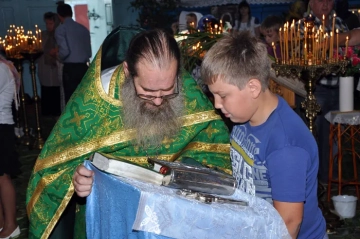 Праздник Пятидесятницы в храме Праздник Пятидесятницы в храме
