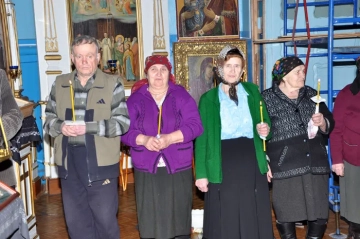 Совершение таинства Елеосвящения в храме Совершение таинства Елеосвящения в храме