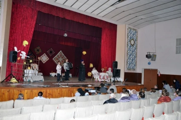 Праздничный концерт в Доме культуры
