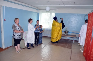 Освящение помещений ФАМП в селе Истопки Климовского района