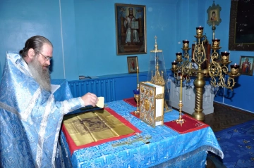 Местночтимое празднование в честь Иконы Божией Матери « Челнская» Местночтимое празднование в честь Иконы Божией Матери « Челнская»