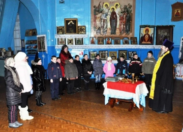 Учащиеся Сачковичской СОШ посетили храм Покрова Пресвятой Богородицы Учащиеся Сачковичской СОШ посетили храм Покрова Пресвятой Богородицы