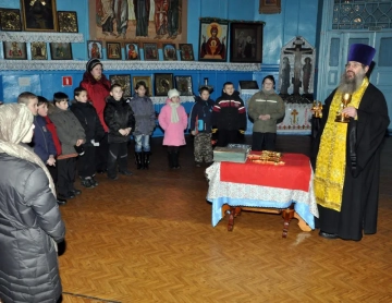 Учащиеся Сачковичской СОШ посетили храм Покрова Пресвятой Богородицы Учащиеся Сачковичской СОШ посетили храм Покрова Пресвятой Богородицы