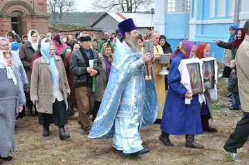 Праздник в честь Казанской иконы Божией Матери и День народного единства