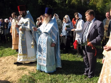 Богослужение в селе Старый Ропск