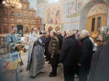 Праздник Сретение Господа нашего Иисуса Христа Праздник Сретение Господа нашего Иисуса Христа